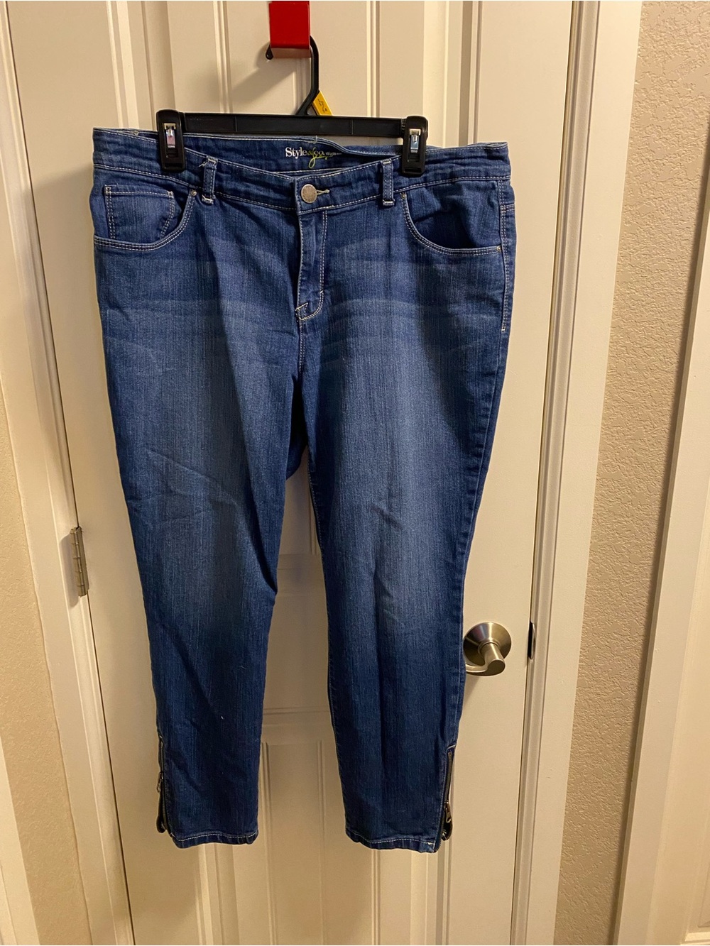 Style Co 14W Jeans Curvy Ankle Length Stretch Blue Denim Zip Cuffs